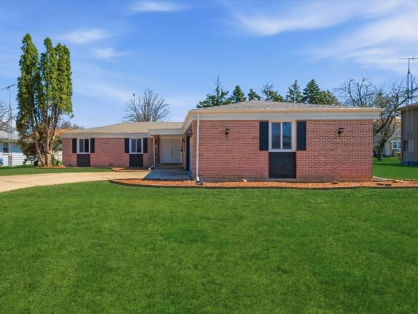 518 Apollo Drive , Joliet, IL 60435