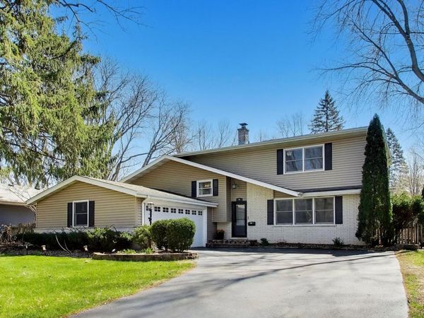 44 Swift Lane , Naperville, IL 60565