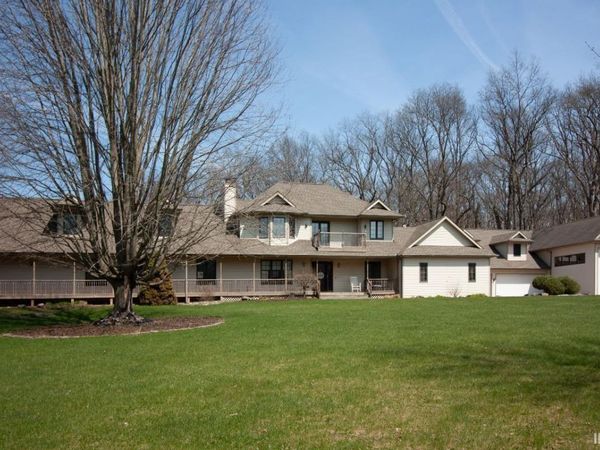 3930 N 40 E, Angola, IN 46703