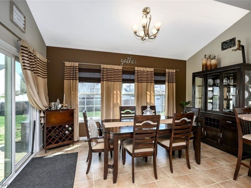 1225 Marsh Fern Lane, Akron, OH 44312 Photo 18