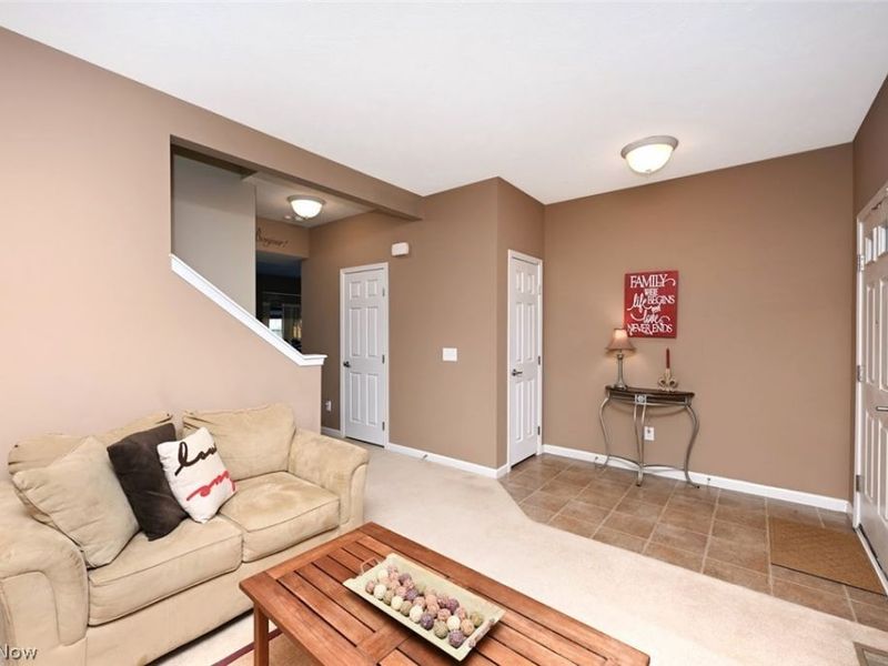 1225 Marsh Fern Lane, Akron, OH 44312 Photo 7