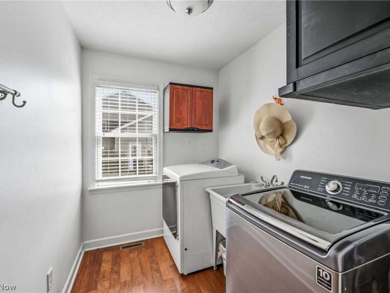 297 Country Club Drive SE, Warren, OH 44484 Photo 22