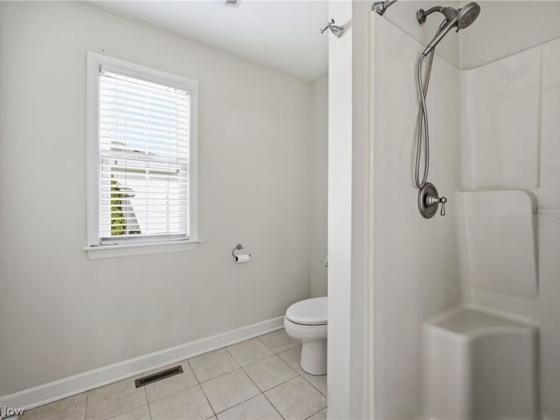 297 Country Club Drive SE, Warren, OH 44484 Photo 29