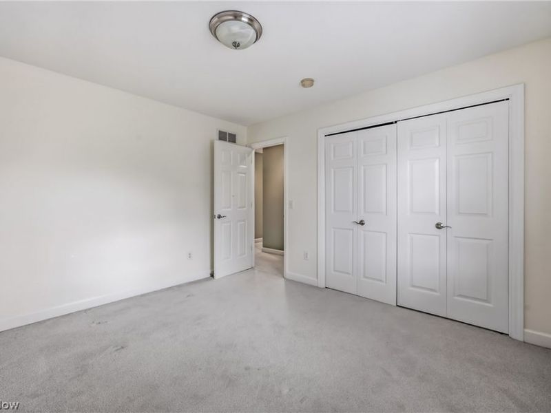 297 Country Club Drive SE, Warren, OH 44484 Photo 36