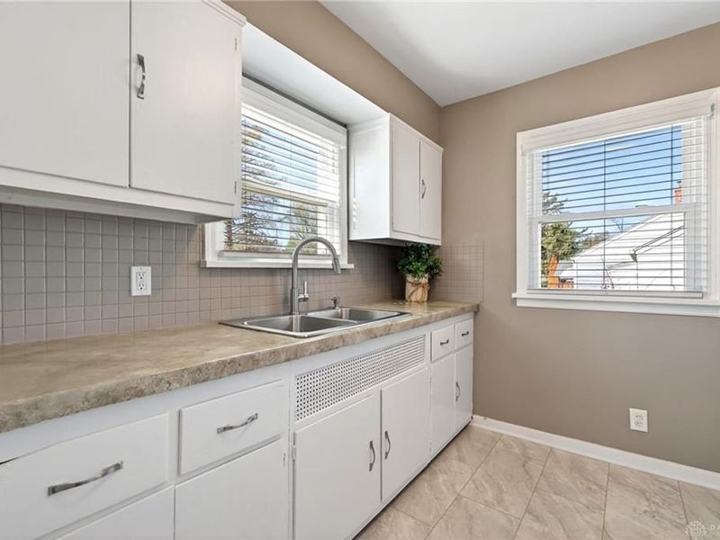 1837 Pinecrest Drive, Dayton, OH 45414 Photo 10