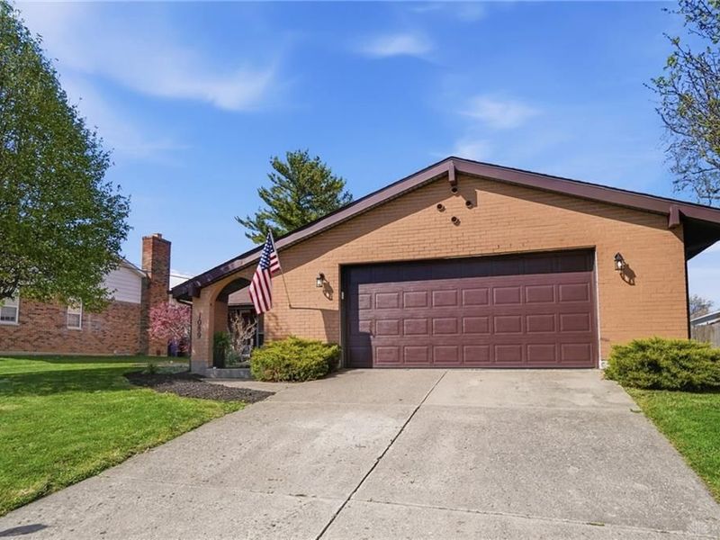 1089 Jefferson Drive, Wilmington, OH 45177 Photo 2