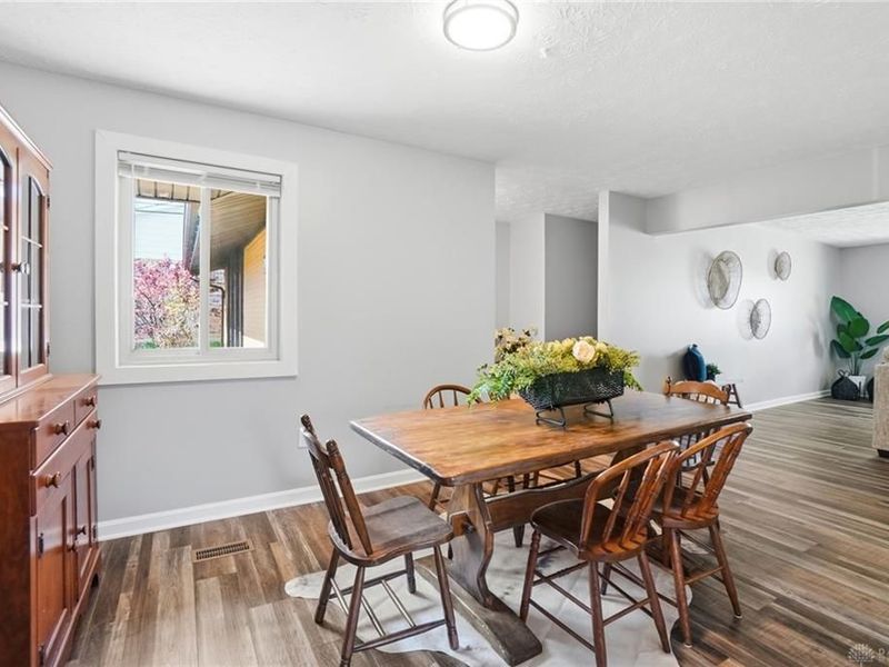 1089 Jefferson Drive, Wilmington, OH 45177 Photo 9