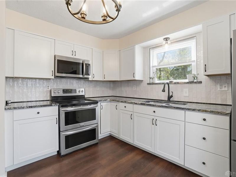 2854 Research Boulevard, Kettering, OH 45420 Photo 12