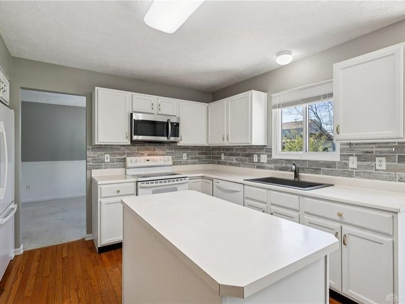 165 Meadows Drive, Springboro, OH 45066 Photo 24