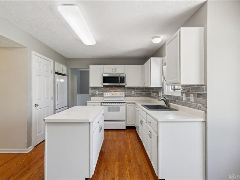 165 Meadows Drive, Springboro, OH 45066 Photo 25