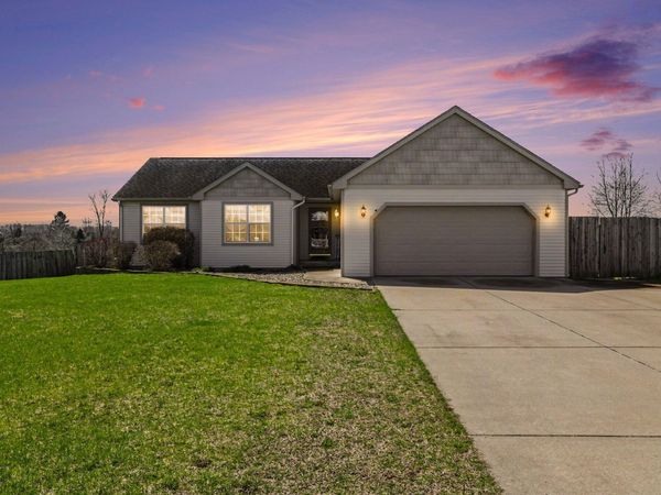 11738 Ambling Avenue, Galesburg, MI 49053