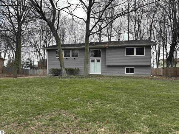 1840 Beech, Mt Pleasant, MI 48858