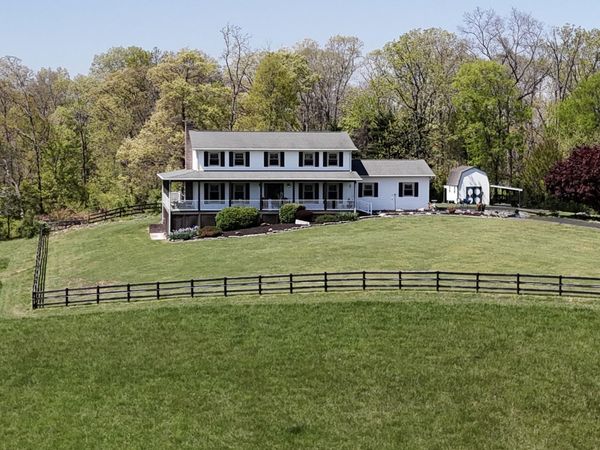 539 Morie Road, Dandridge, TN 37725