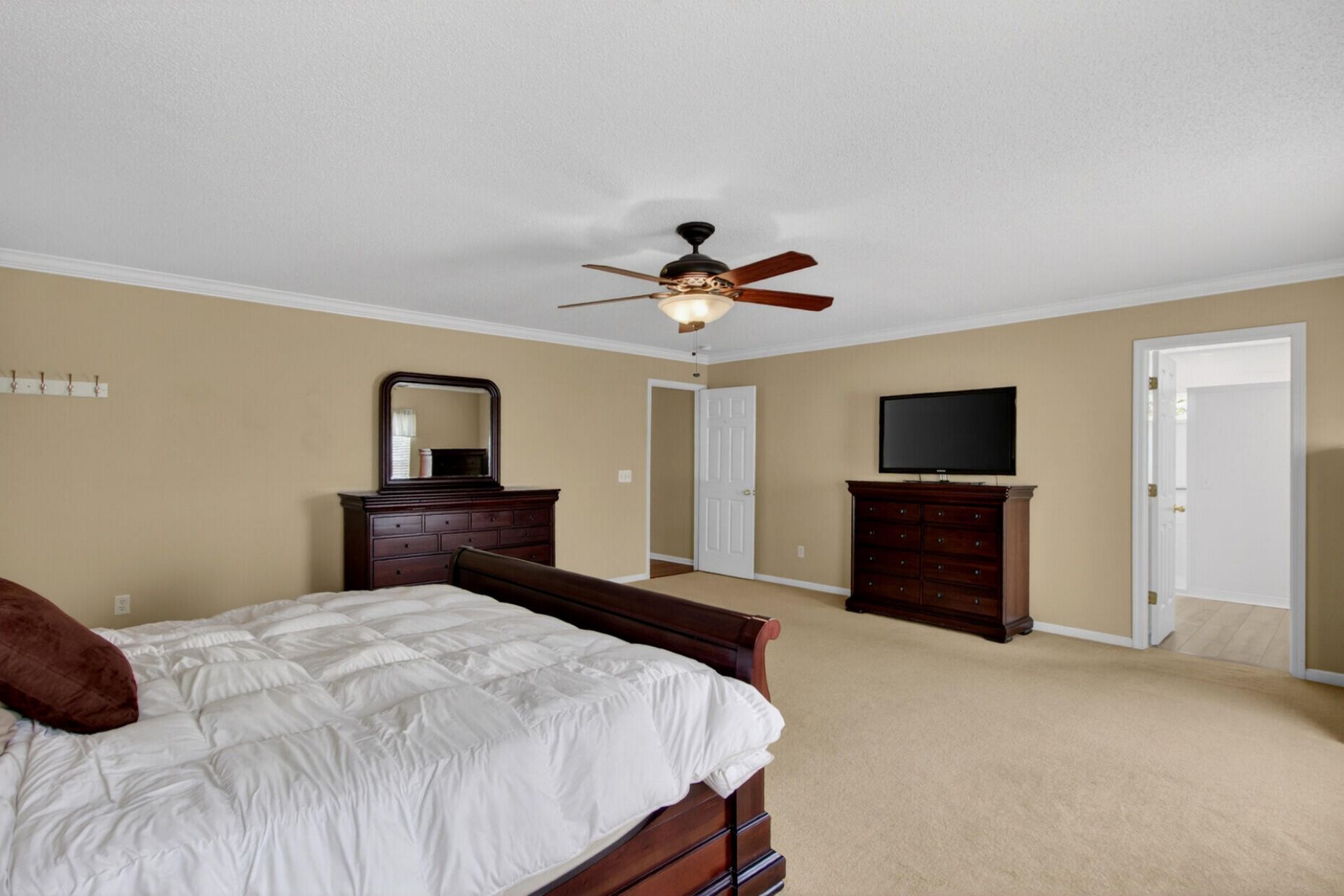 337 Southport Drive Photo 38