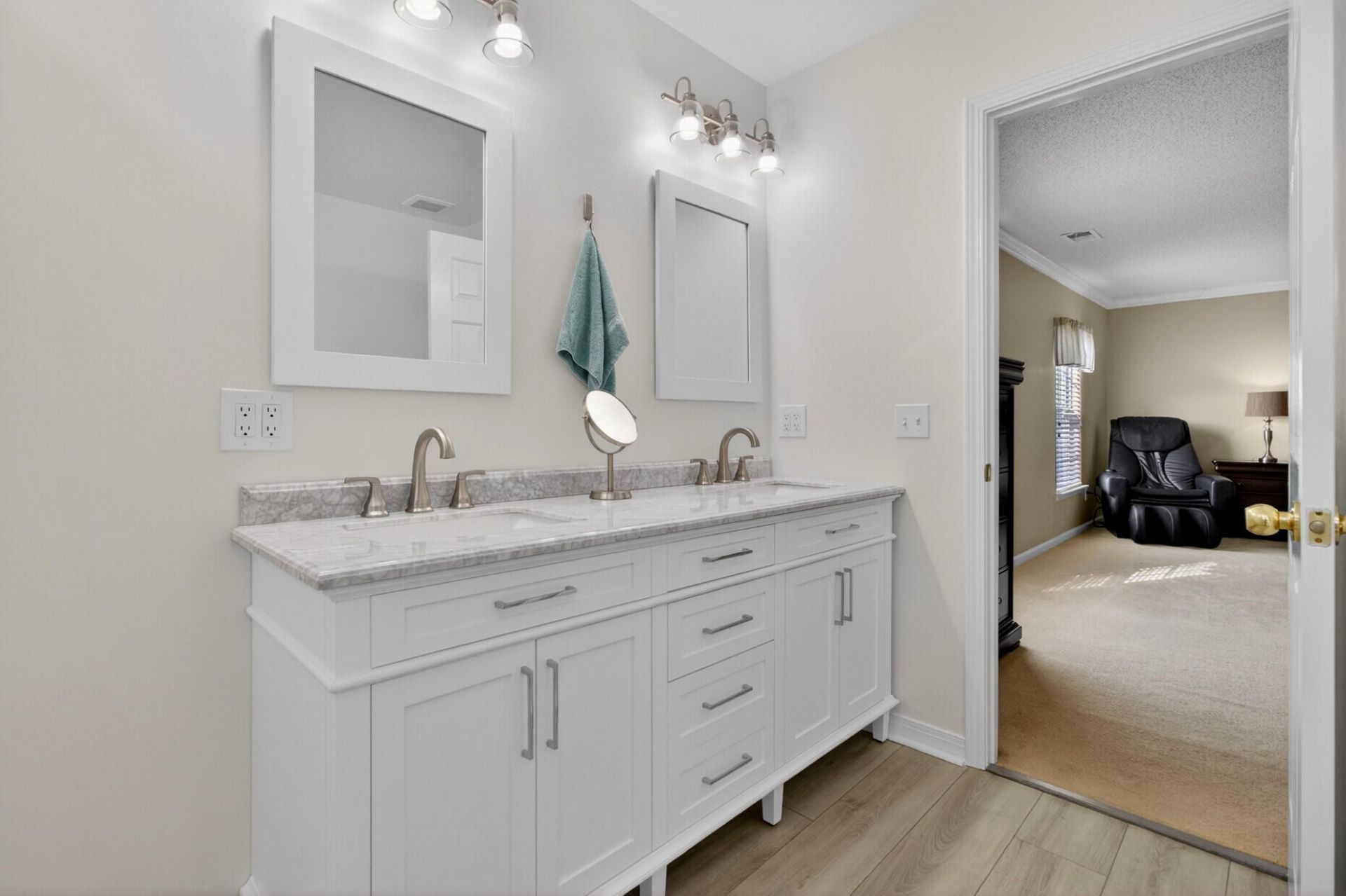 337 Southport Drive Photo 39