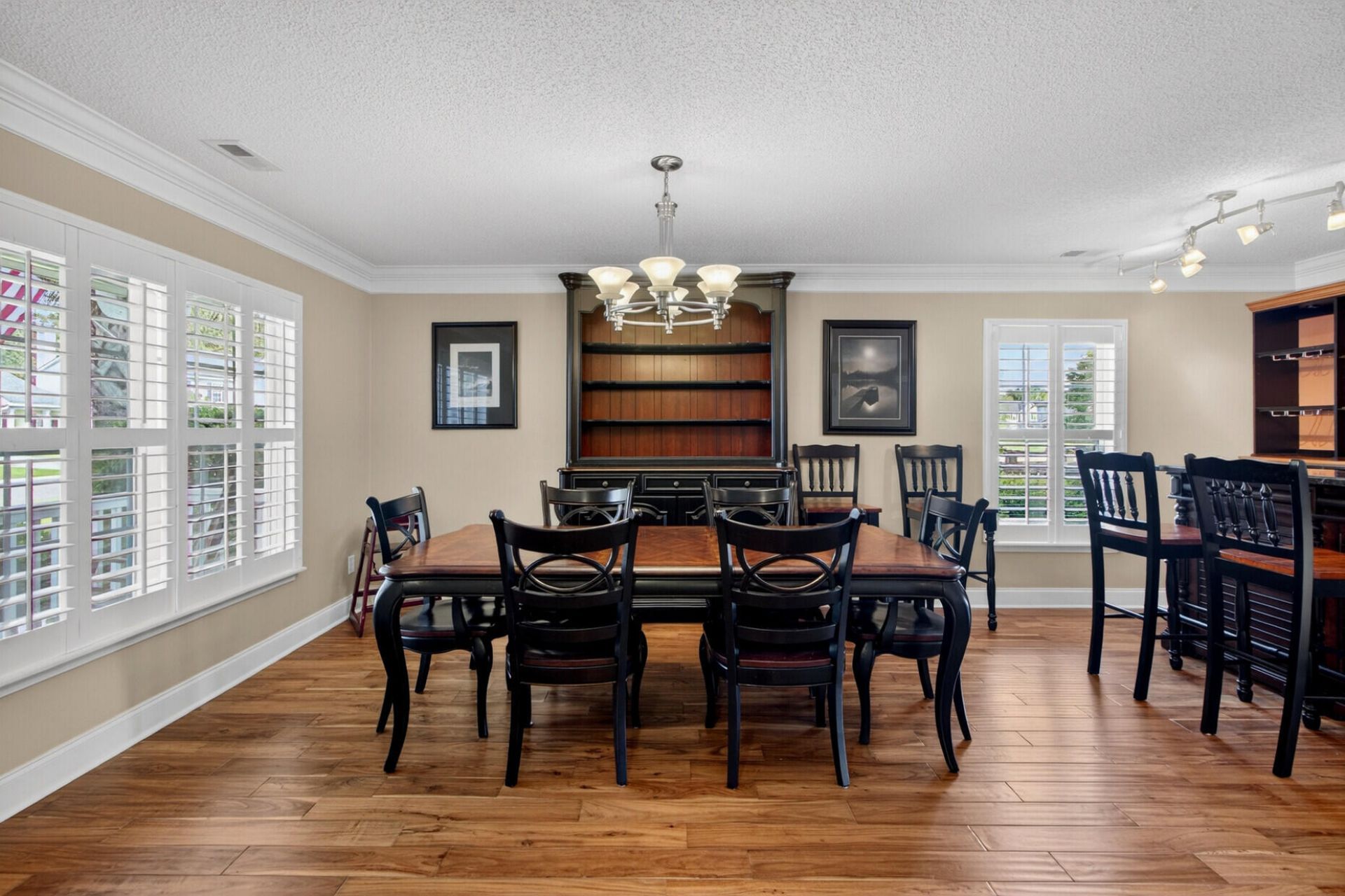 337 Southport Drive Photo 9