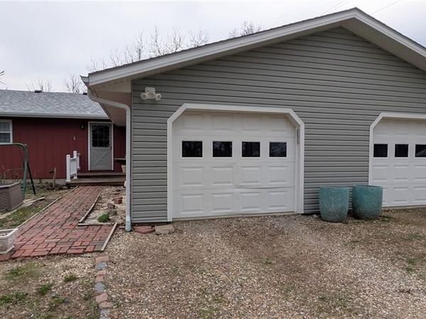 21634 State Highway 148 Highway, Maryville, MO 64468