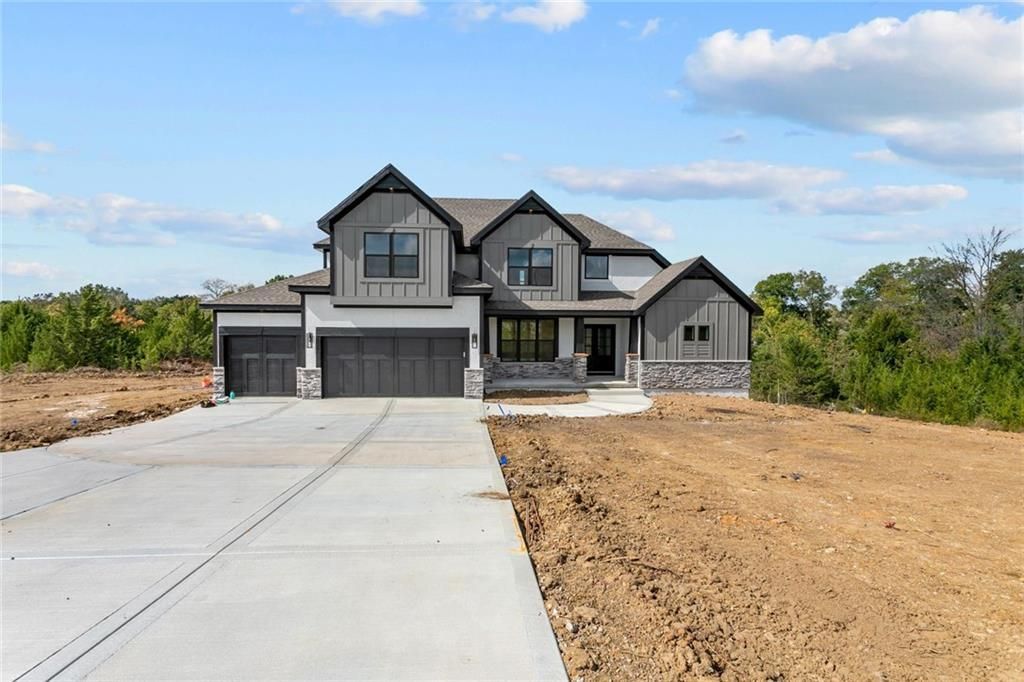 4805 NW Sienna Ridge, Riverside, MO 64150 Main Photo