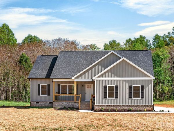 144 Tranquility Lane, Harmony, NC 28634