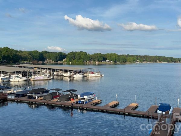 7831 Spinnaker Bay Drive, Sherrills Ford, NC 28673