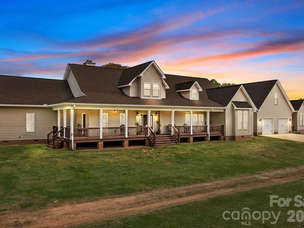 255 Woodlea Court, Mooresville, NC 28115