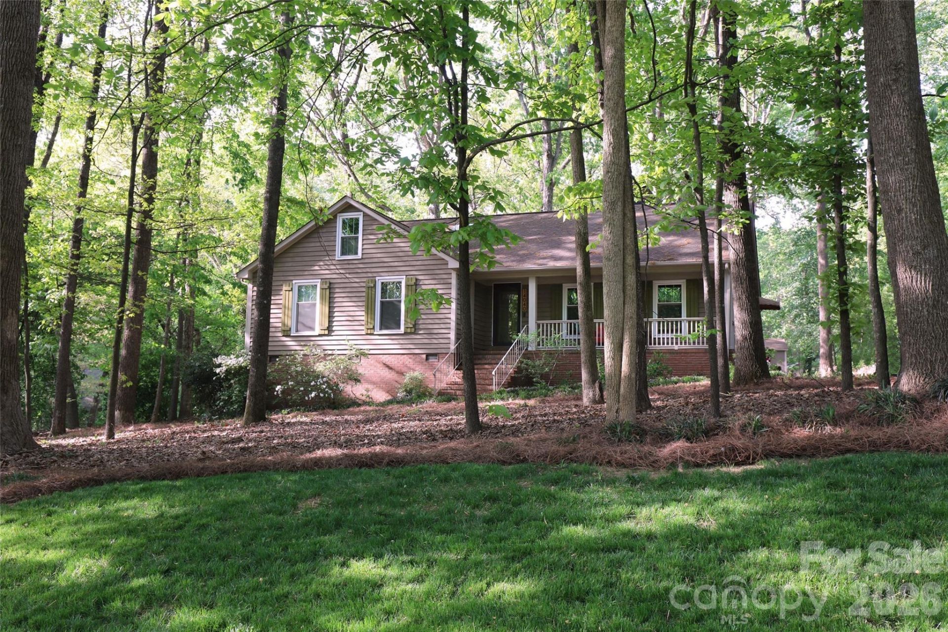 14040 Hackamore Drive, Matthews, NC 28105 Main Photo