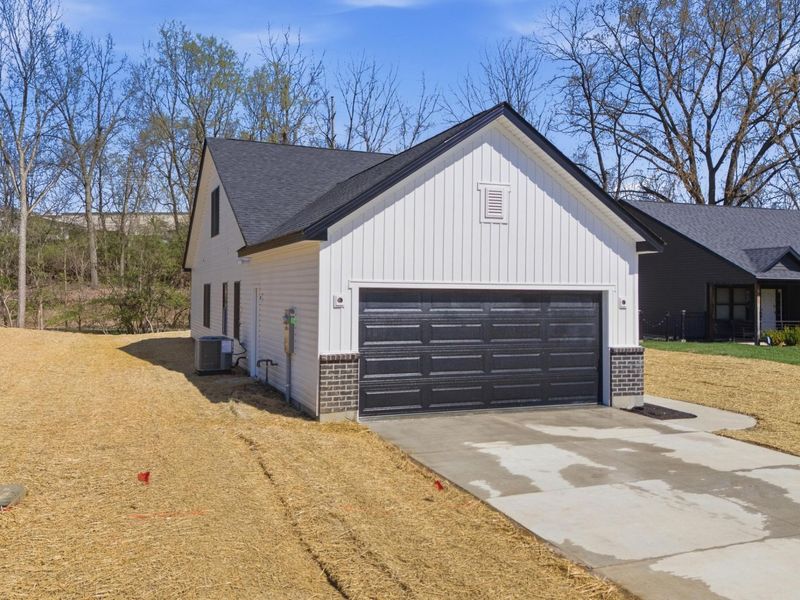 1758 Northpoint Lane, Springfield, OH 45503 Photo 3