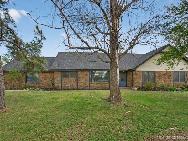 19132 E Summer Lane, Claremore, OK 74017
