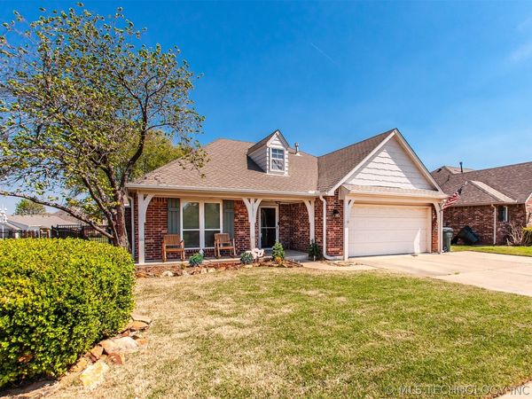 11511 E 103rd Street N, Owasso, OK 74055