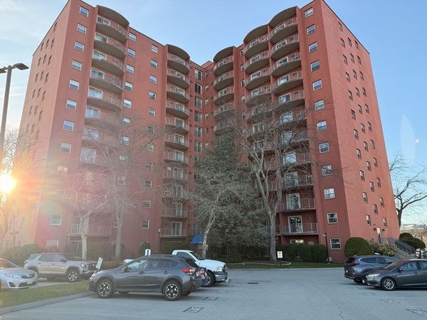 115 W Sqantum, Unit 607, Quincy, MA 02171