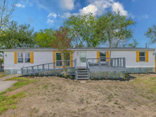 1901 Pecan ST, San Marcos, TX 78666