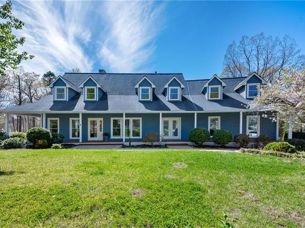 3710 Waldenbrook Road, Greensboro, NC 27407