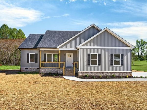 144 Tranquility Lane, Harmony, NC 28634