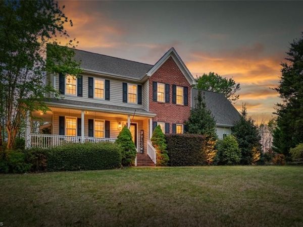 107 Cottonwood Lane , Summerfield, NC 27358