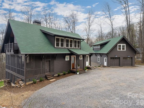 51 Summit Road, Swannanoa, NC 28778
