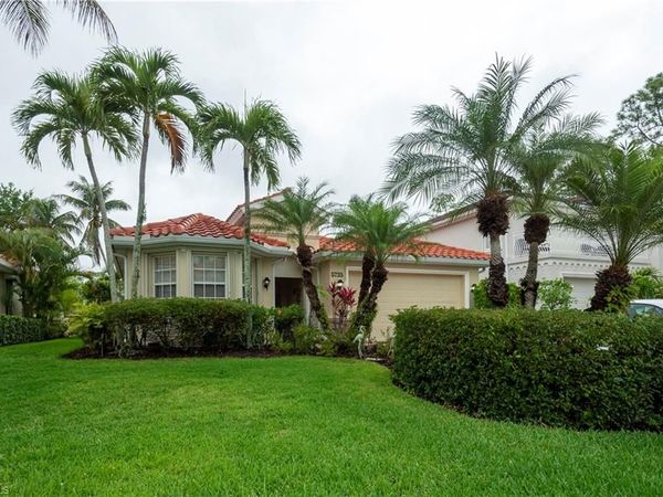5725 Lago Villaggio WAY , NAPLES, FL 34104