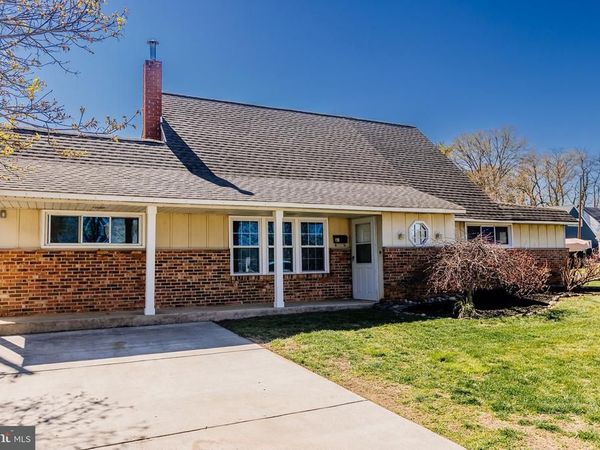 21 VELVET LANE , LEVITTOWN, PA 19054