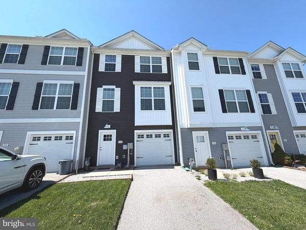 522 CHARLES AVENUE, HANOVER, PA 17331