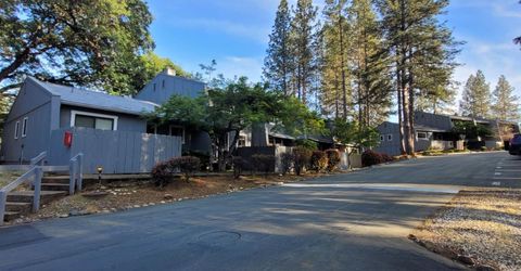 15444 Kingsbury Cir, Grass Valley, CA 95949 Photo