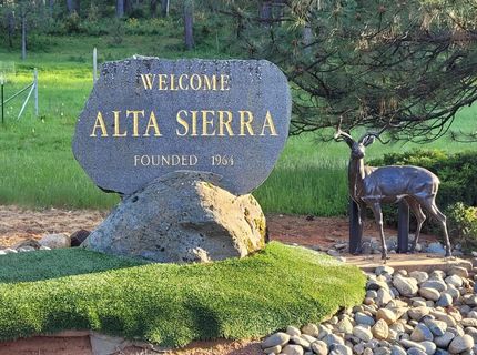 15444 Kingsbury Cir, Grass Valley, CA 95949 Photo