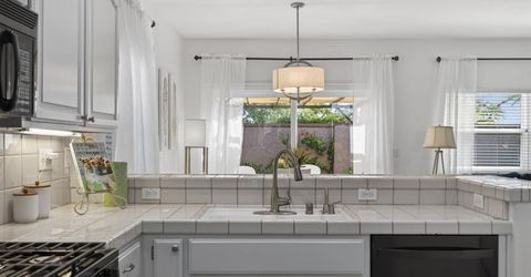 284 Marsalla Dr, Folsom, CA 95630 Photo