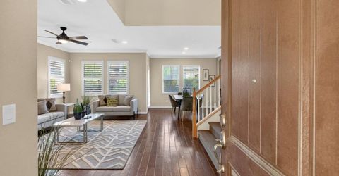 8073 Lido Isle Ln, Sacramento, CA 95831 Photo