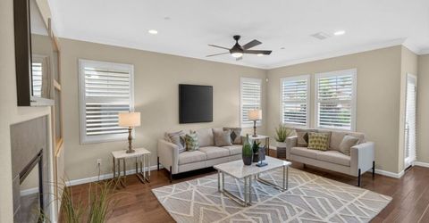 8073 Lido Isle Ln, Sacramento, CA 95831 Photo