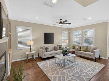 8073 Lido Isle Ln, Sacramento, CA 95831 Photo