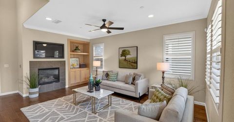 8073 Lido Isle Ln, Sacramento, CA 95831 Photo