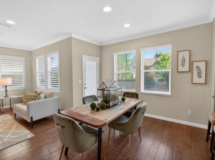 8073 Lido Isle Ln, Sacramento, CA 95831 Photo