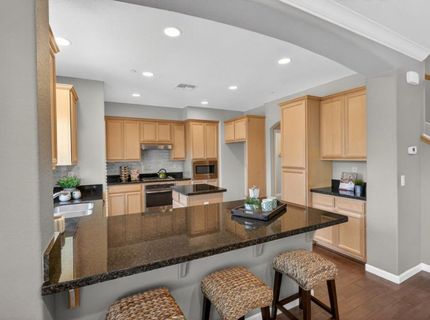 8073 Lido Isle Ln, Sacramento, CA 95831 Photo