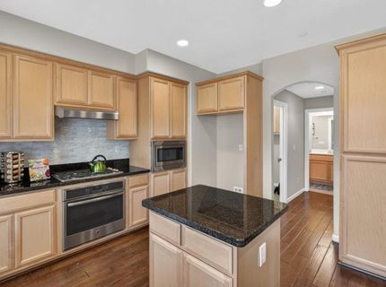 8073 Lido Isle Ln, Sacramento, CA 95831 Photo