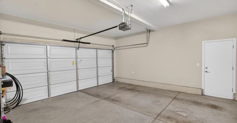 8073 Lido Isle Ln, Sacramento, CA 95831 Photo