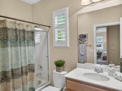 8073 Lido Isle Ln, Sacramento, CA 95831 Photo